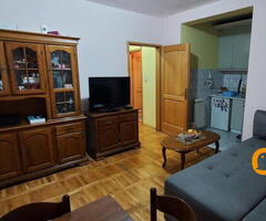 Izdaje se garsonjera 26 m2 potpuno nameštena u Novom Sadu