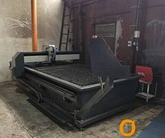 Cnc plazma sa hiper glavom+sistem odimljavanje+izvod za ruter