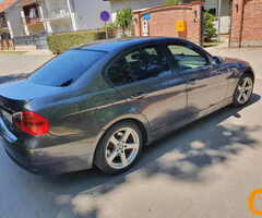 BMW e 90 320 d 2005. godiste
