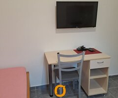 Zemun, Nova Galenika, izdajem sobu za zaposlenu osobu - 2